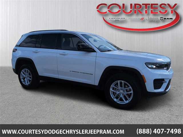 2023 Jeep Grand Cherokee Laredo