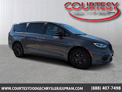 2023 Chrysler Pacifica Hybrid Limited