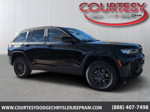 2027 Jeep Grand Cherokee Laredo Altitude