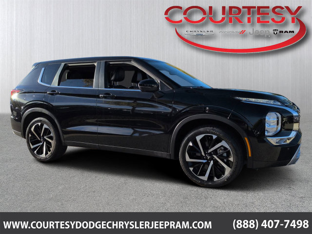 2024 Mitsubishi Outlander SE